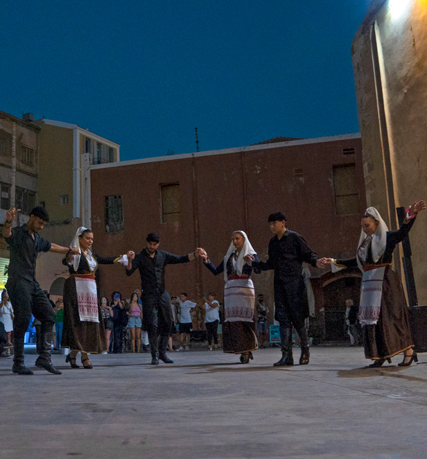 Chania folk show in Greece at nighttime