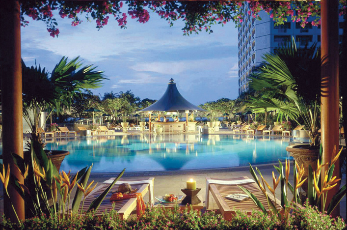 Fairmont Singapore Pool in Singapore