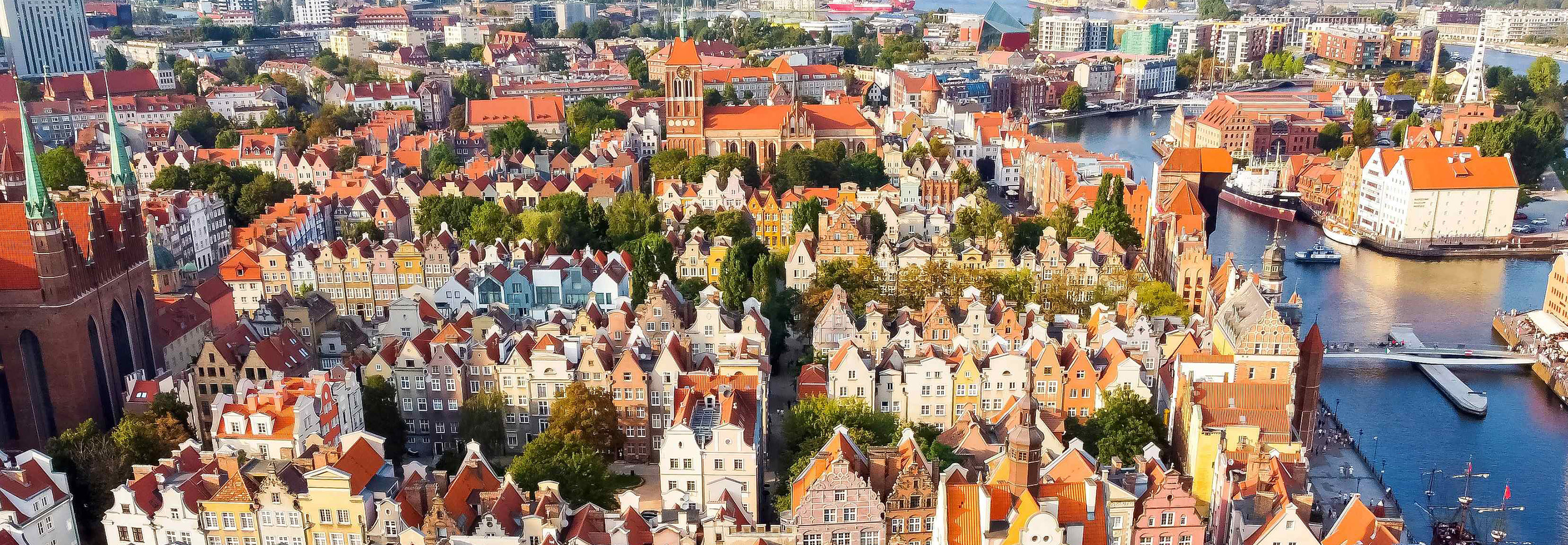 Uncover the colourful Old Town of Gdansk, Poland